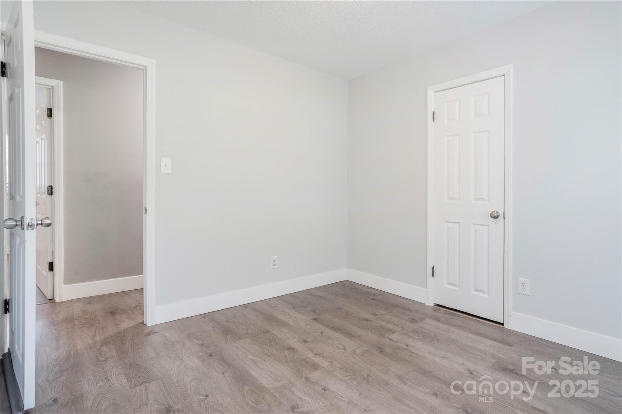 406 Robinson Clemmer Road Property Photo 12