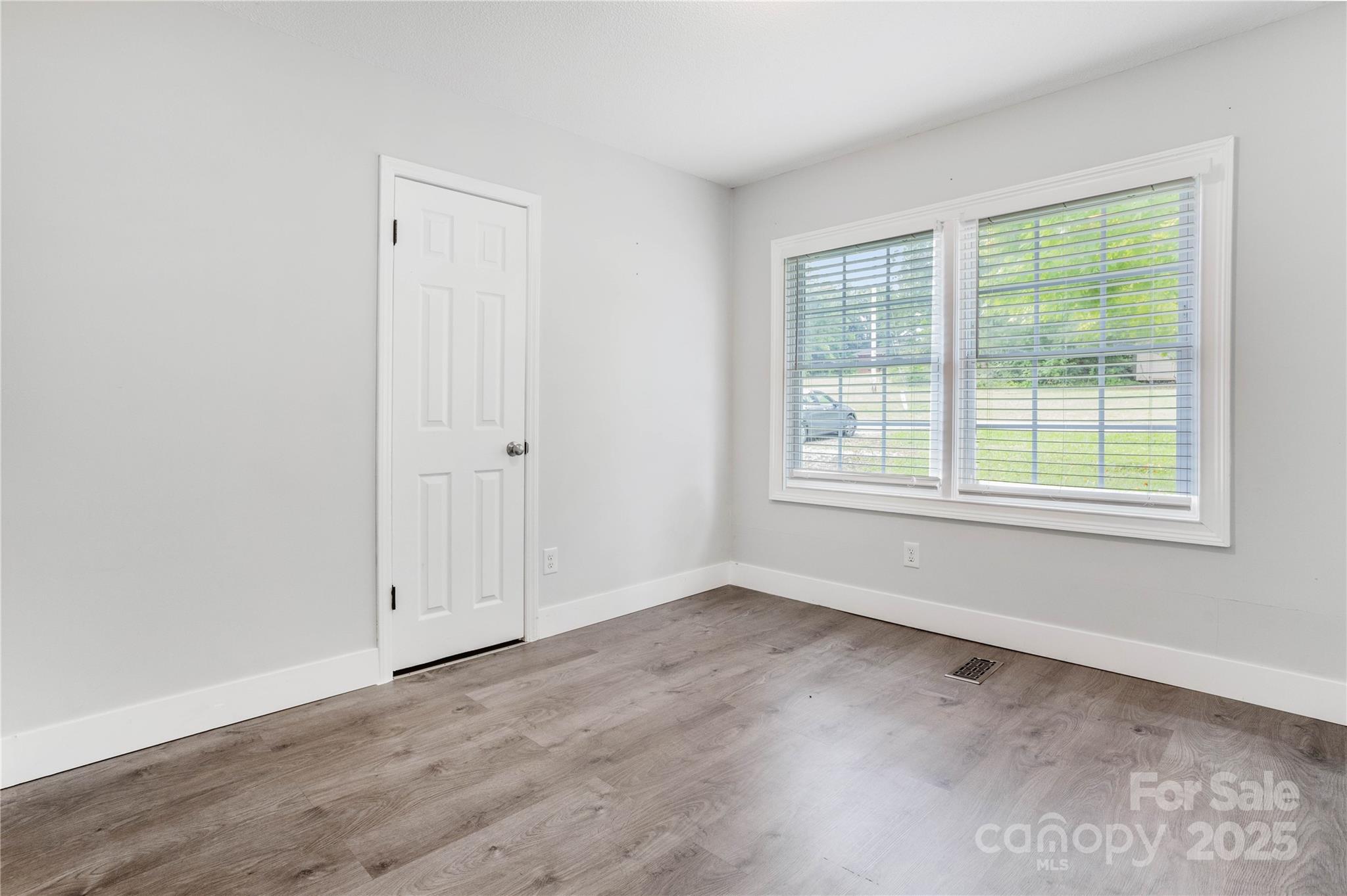 406 Robinson Clemmer Road Property Photo 14