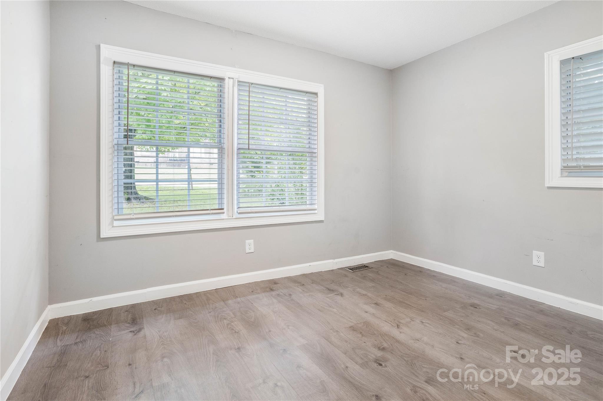 406 Robinson Clemmer Road Property Photo 15