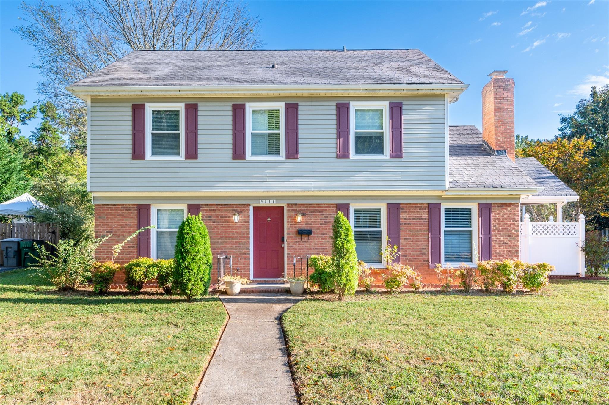 5111 Coronado Drive Property Photo 2