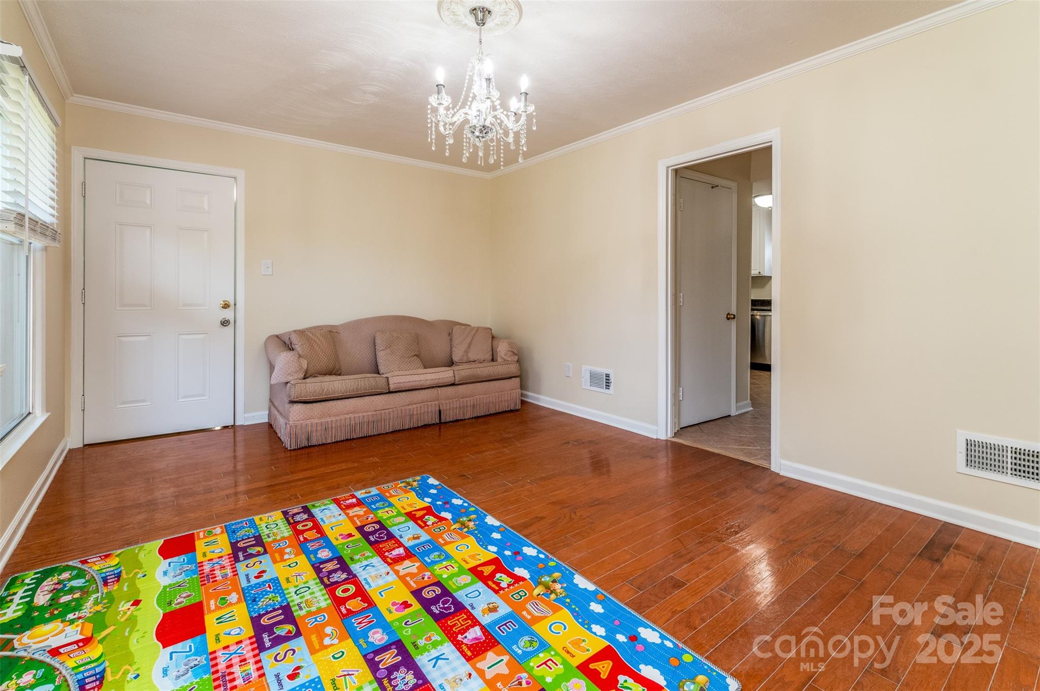 5111 Coronado Drive Property Photo 9