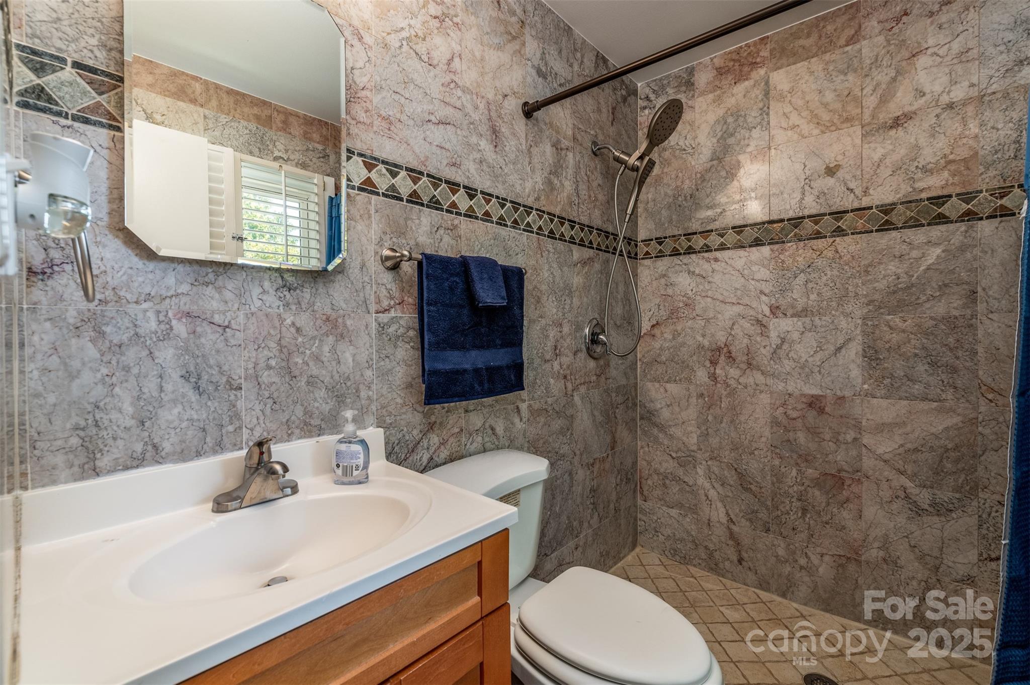 5111 Coronado Drive Property Photo 13