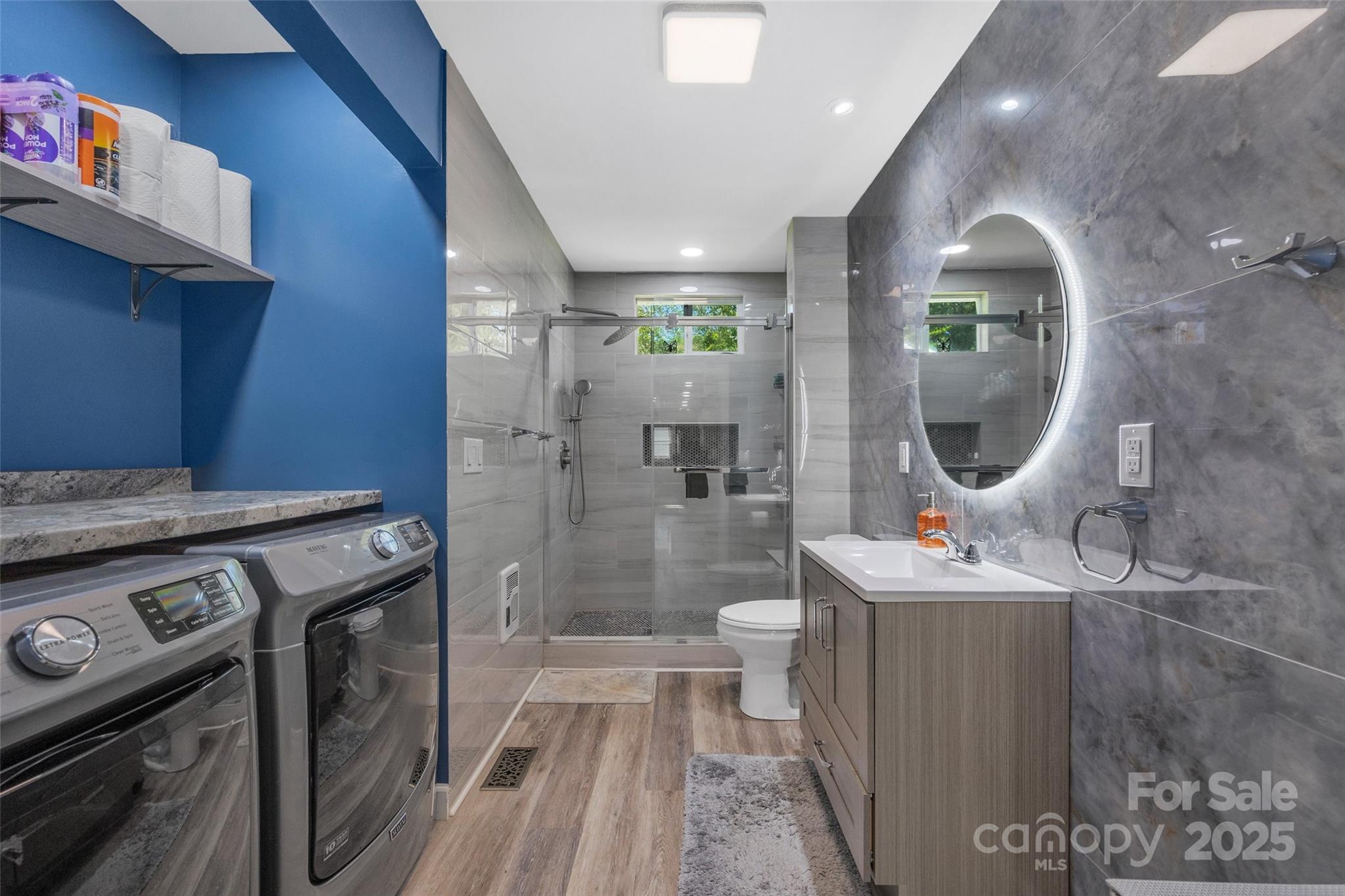 70 Volk Street Property Photo 8