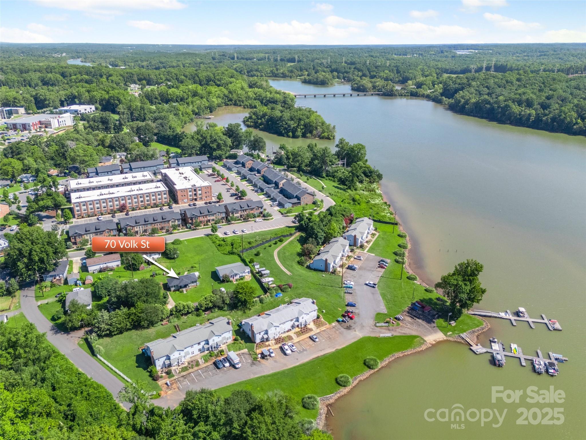 70 Volk Street Property Photo 23