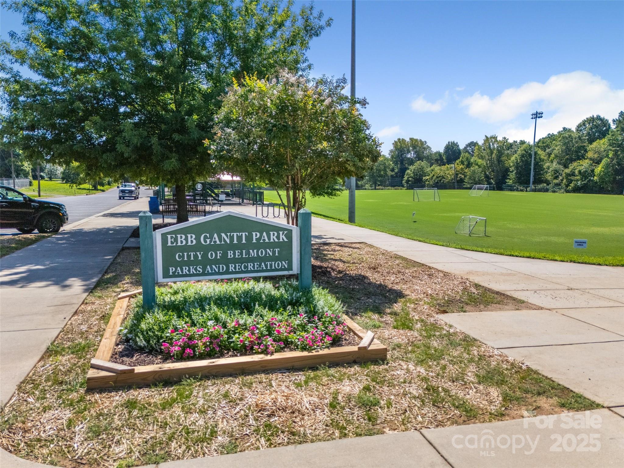 70 Volk Street Property Photo 34