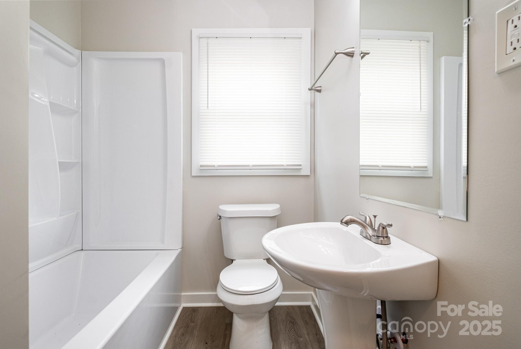 2000 Camp Greene Street Property Photo 12