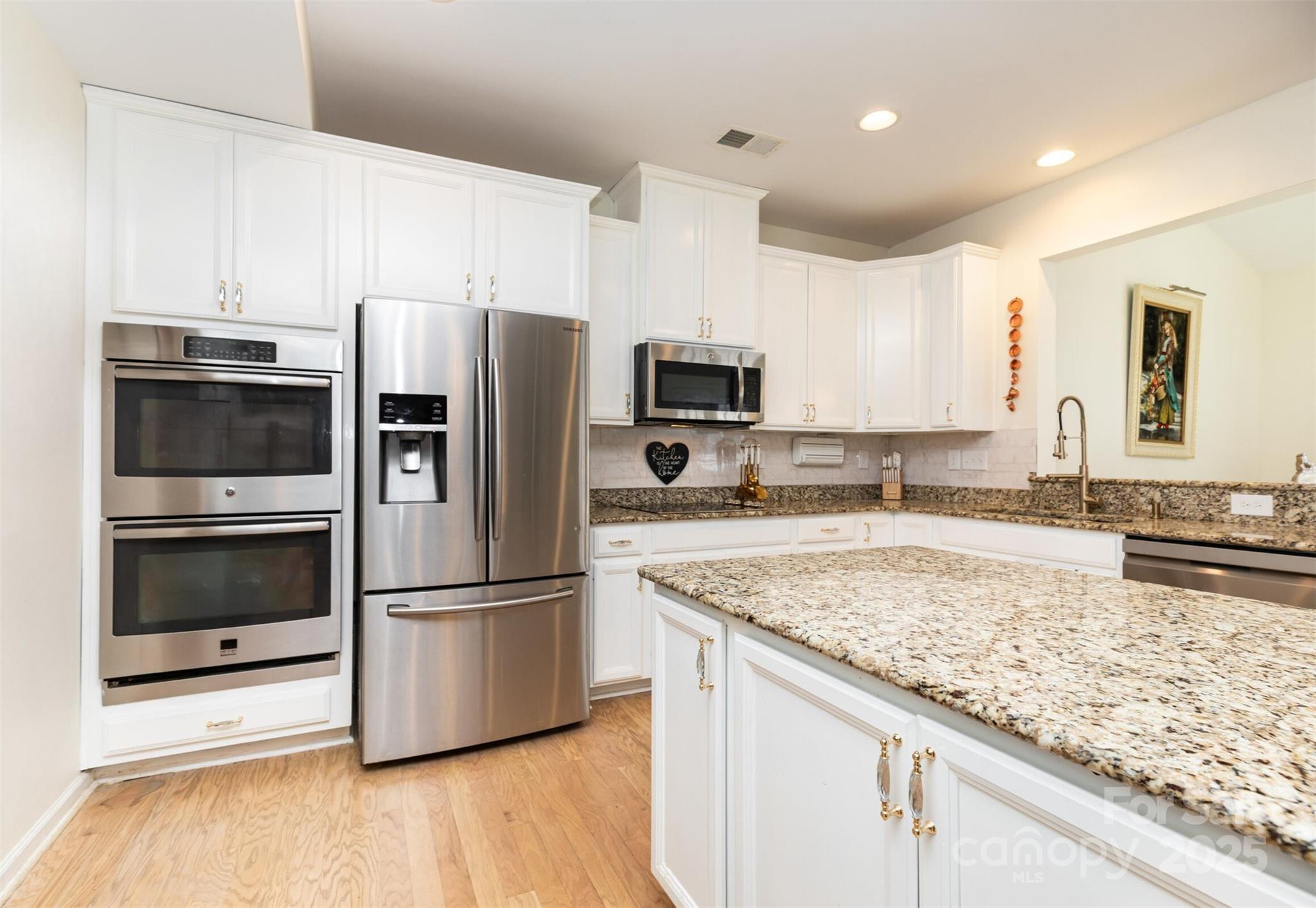 12822 Plumleaf Drive Property Photo 2