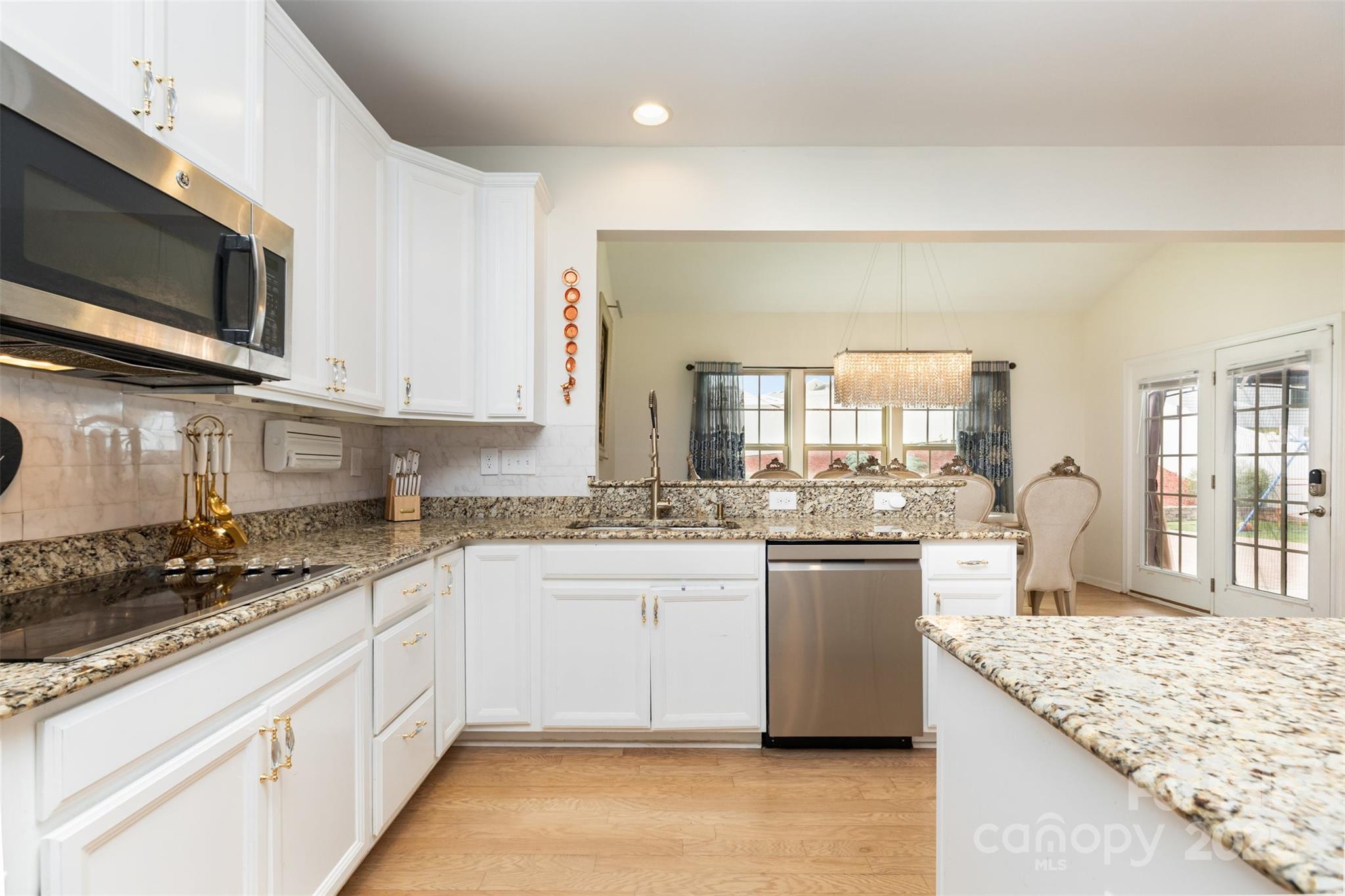 12822 Plumleaf Drive Property Photo 3