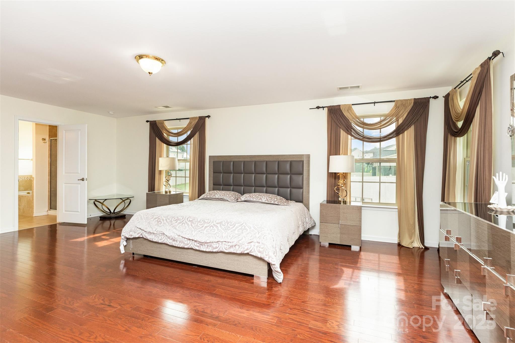 12822 Plumleaf Drive Property Photo 11