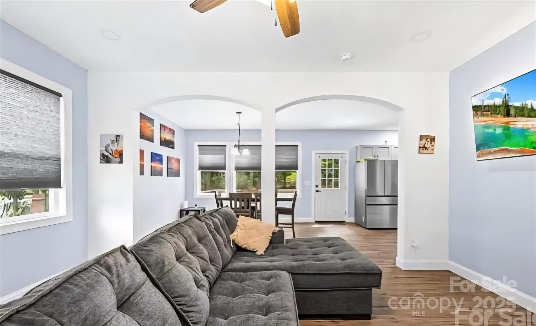 621 Norland Avenue Property Photo 3