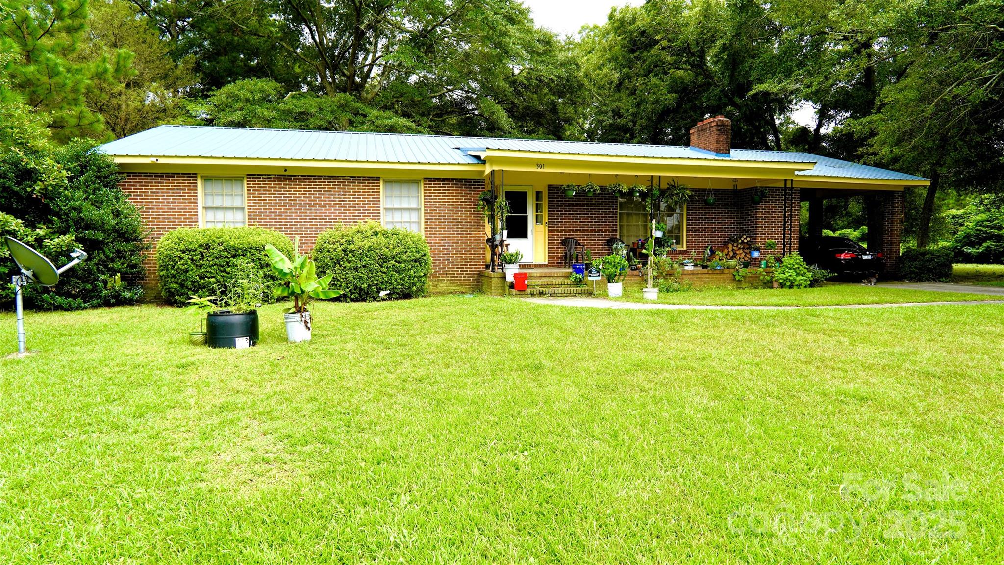 301 Mcgirts Bridge Road