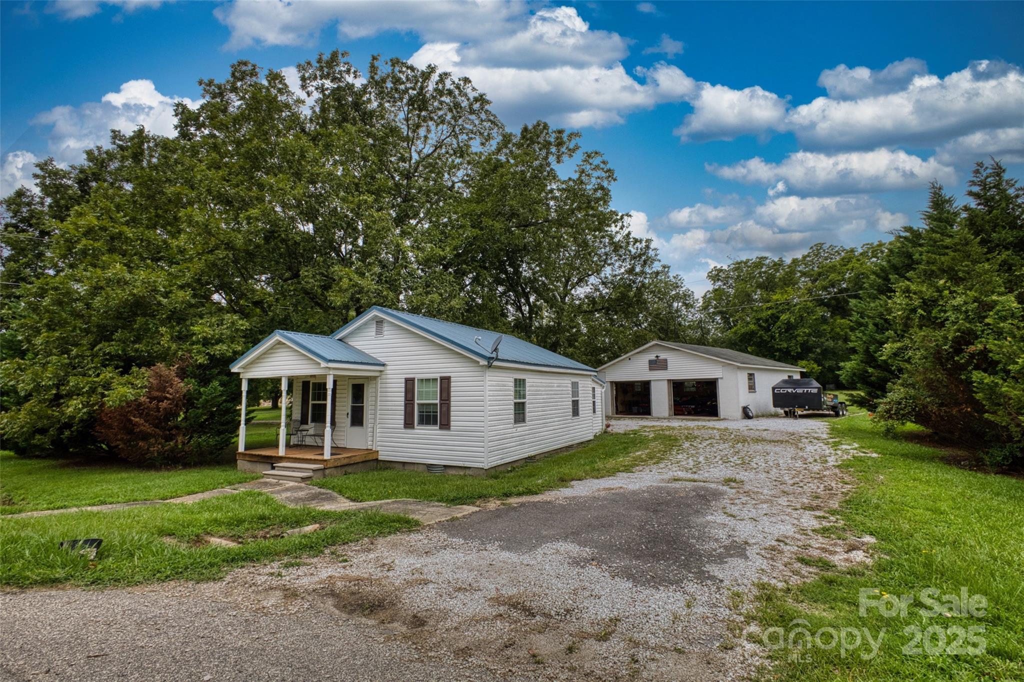 135 Springdale Road Property Photo 1