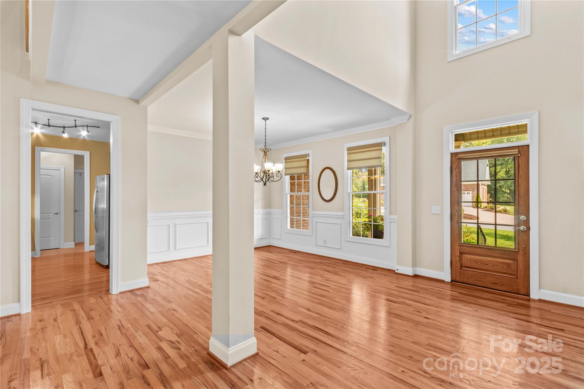 501 Muirfield Way Property Photo 6