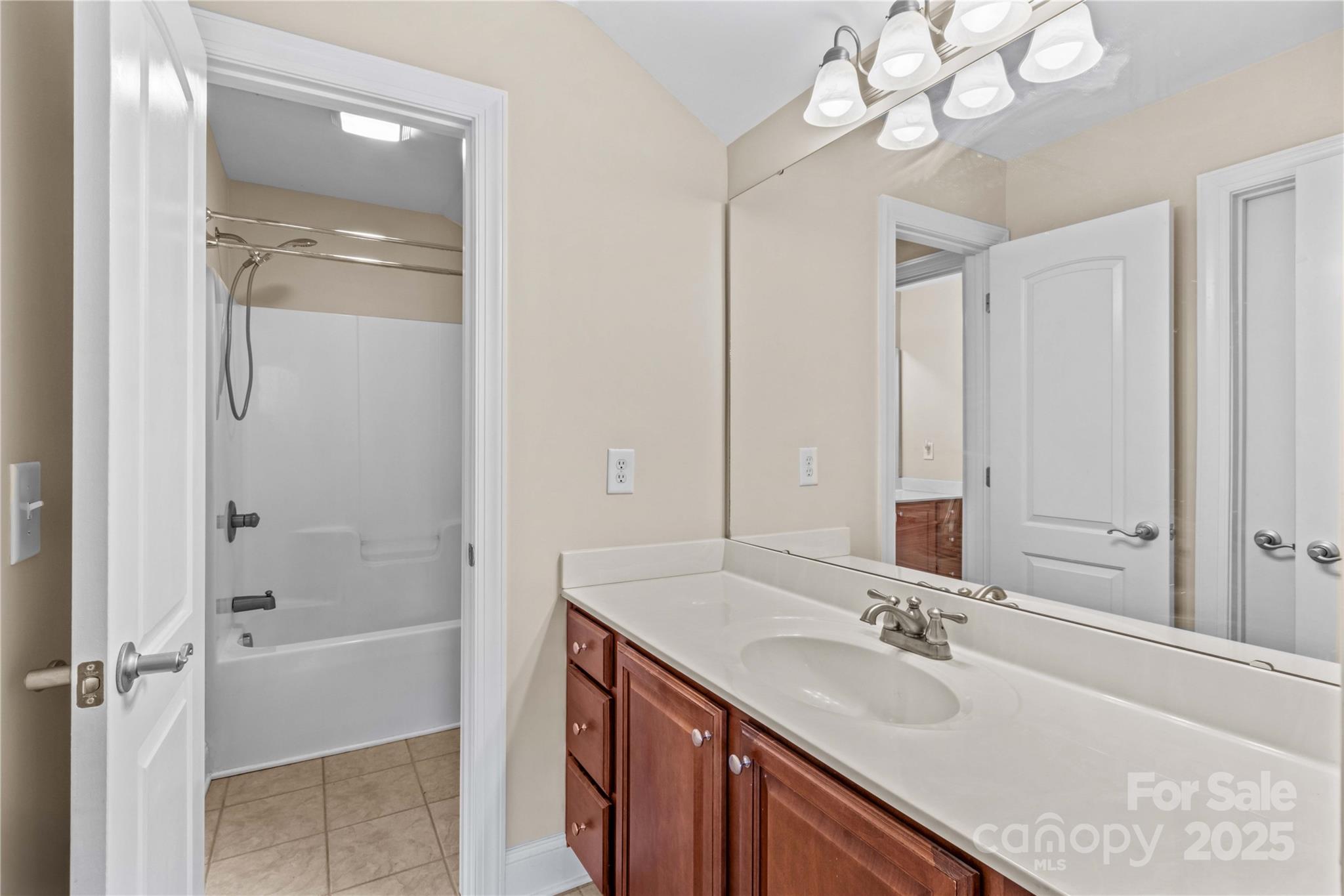 501 Muirfield Way Property Photo 39