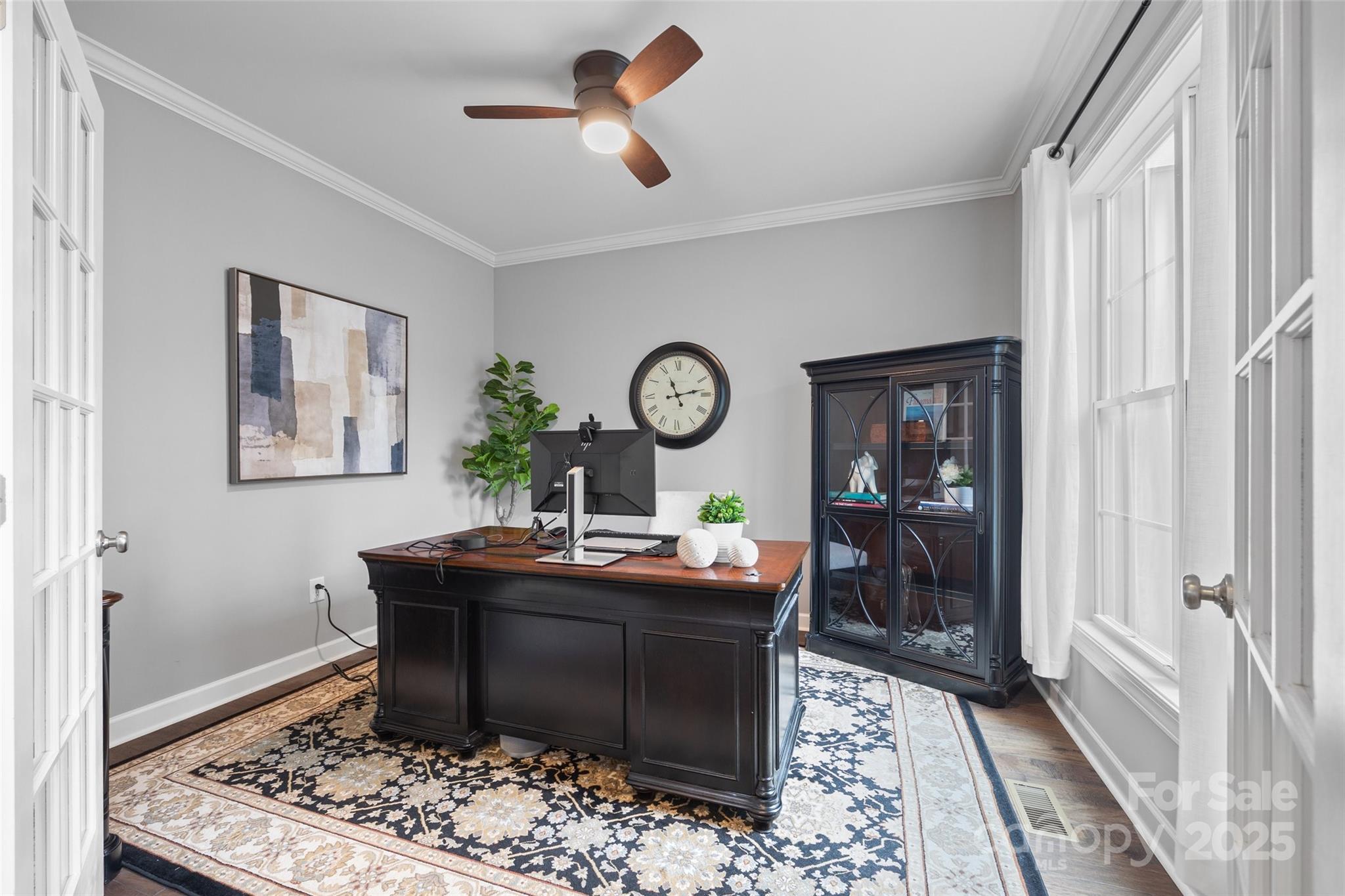 414 Hampton Trail Drive Property Photo 4