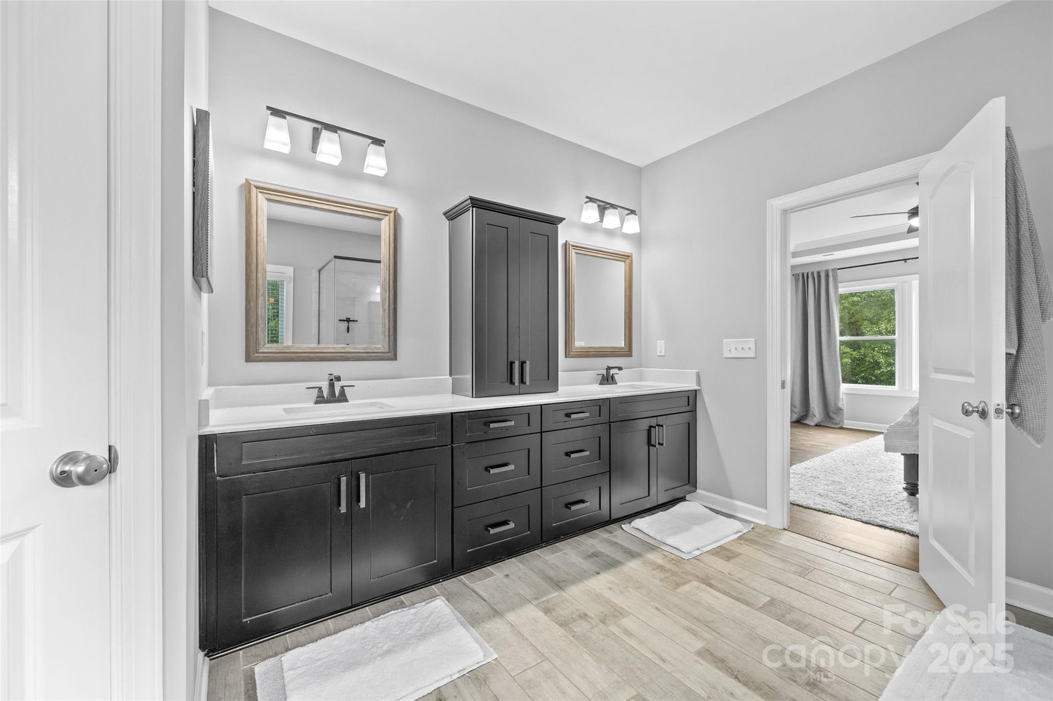 414 Hampton Trail Drive Property Photo 33