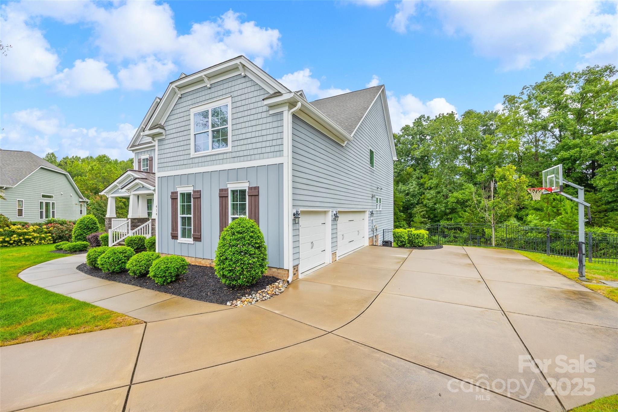 414 Hampton Trail Drive Property Photo 35