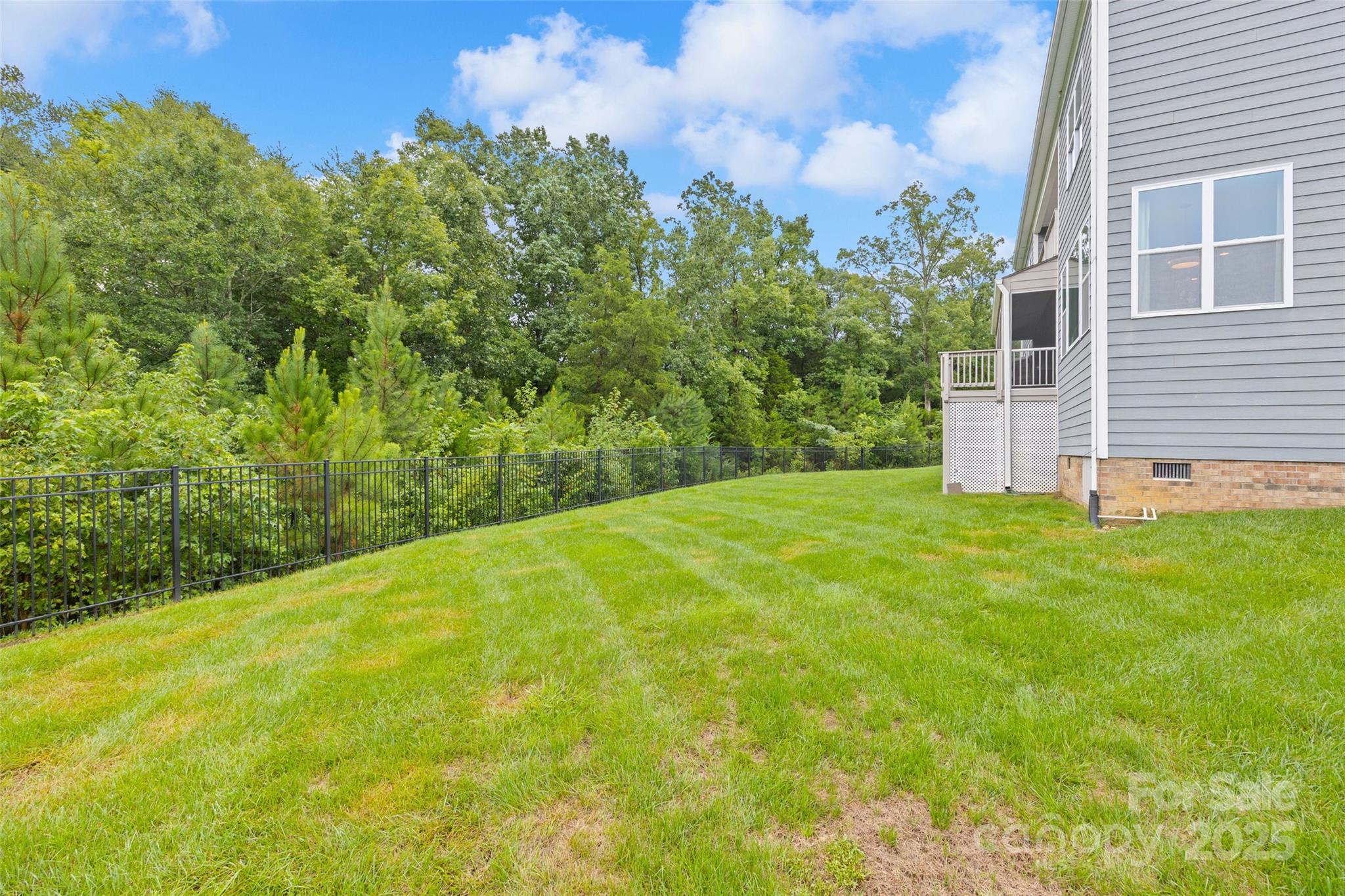 414 Hampton Trail Drive Property Photo 36