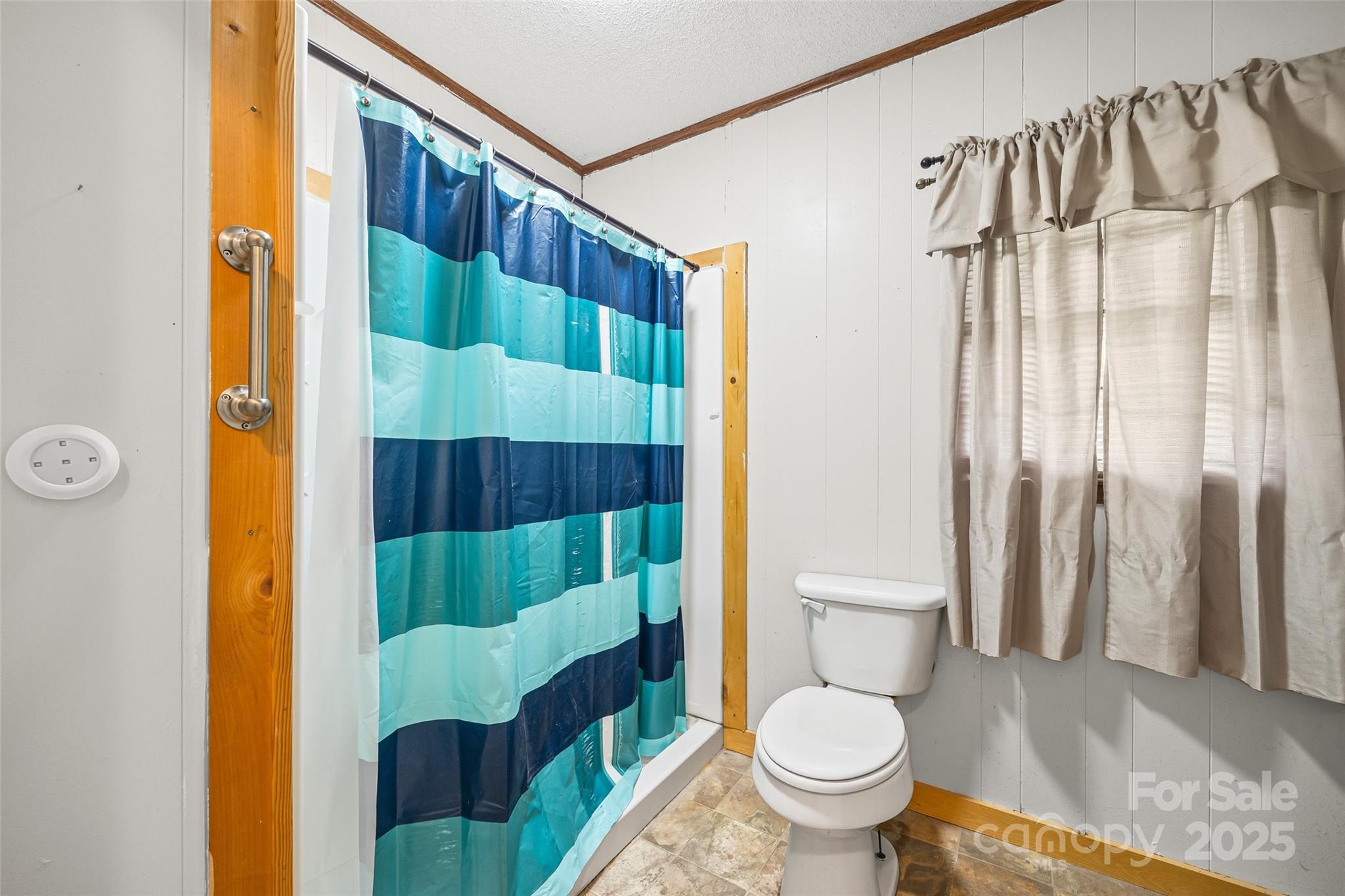 150 First Street Property Photo 8