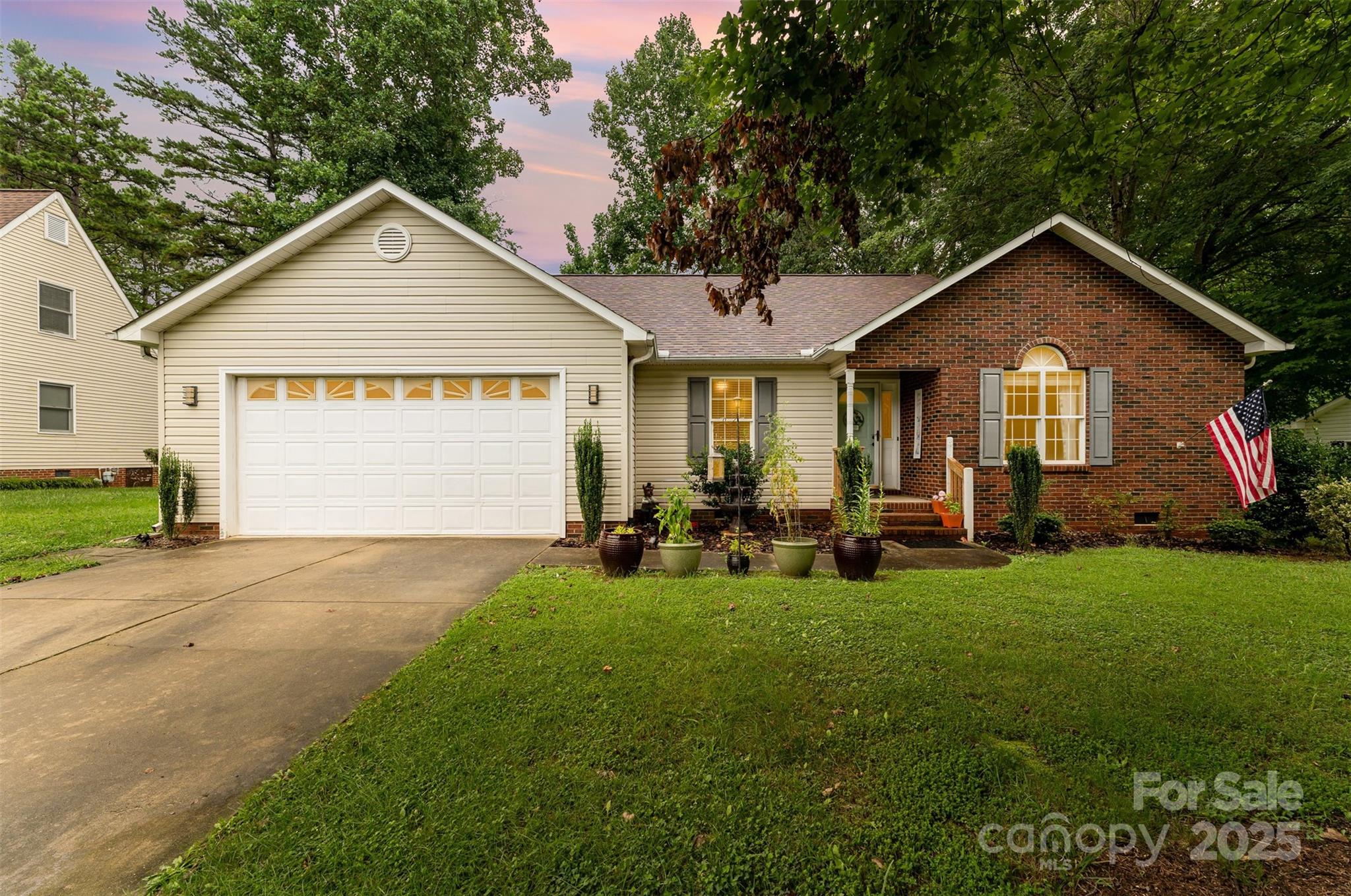 505 Hunters Way Property Photo 1