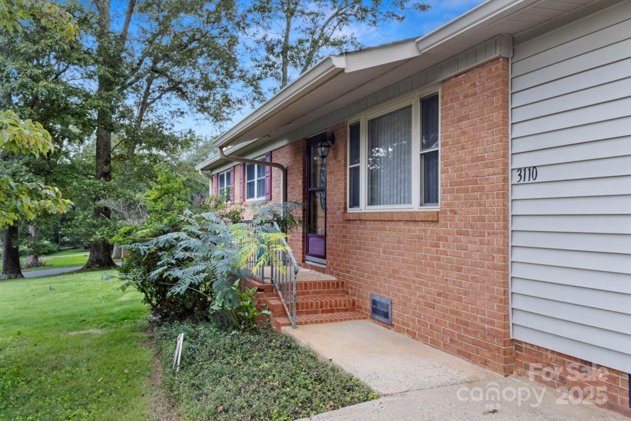 3110 W Zion Church Road Property Photo 5