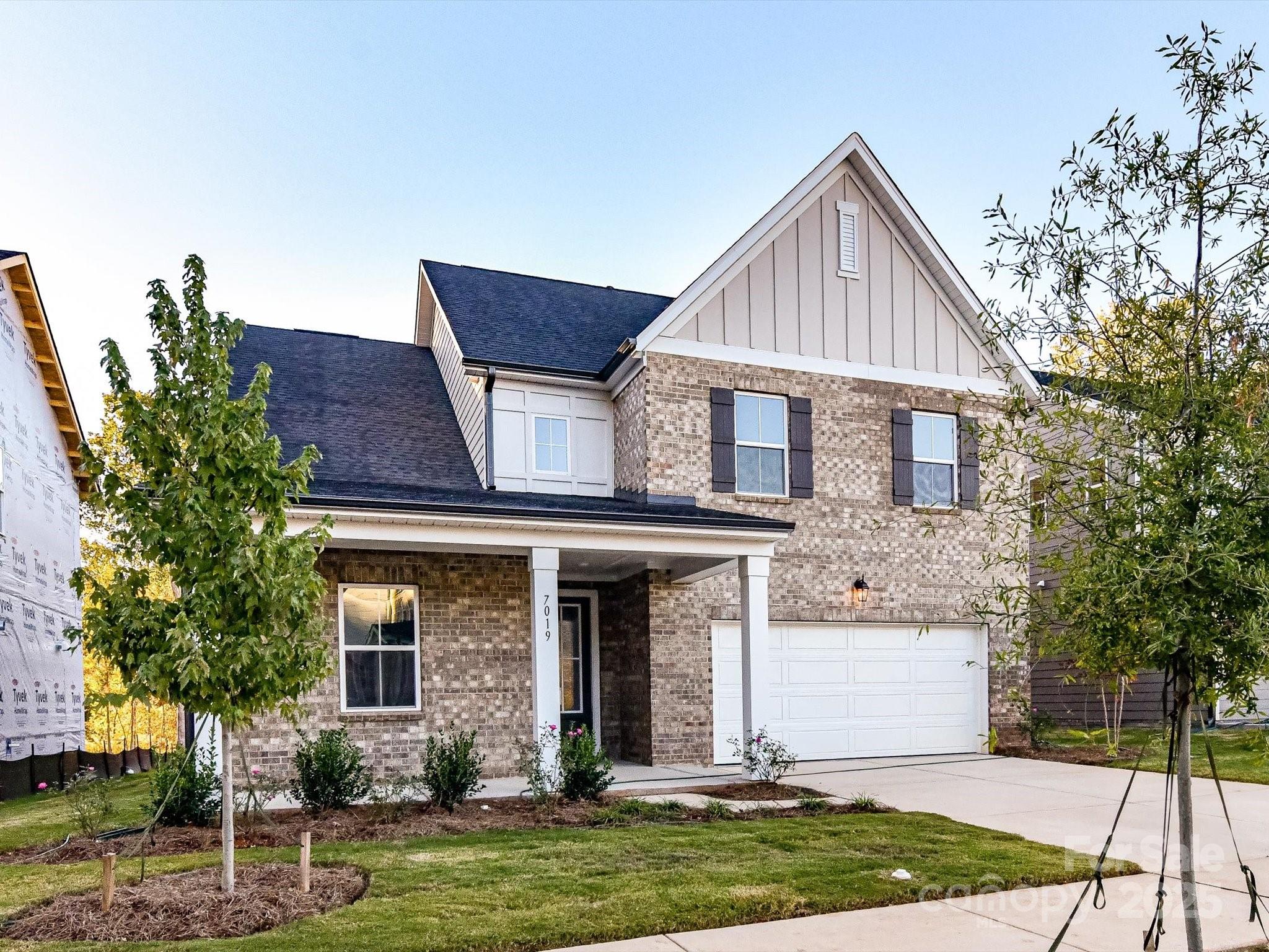 7019 Short Stirrup Lane Property Photo 2