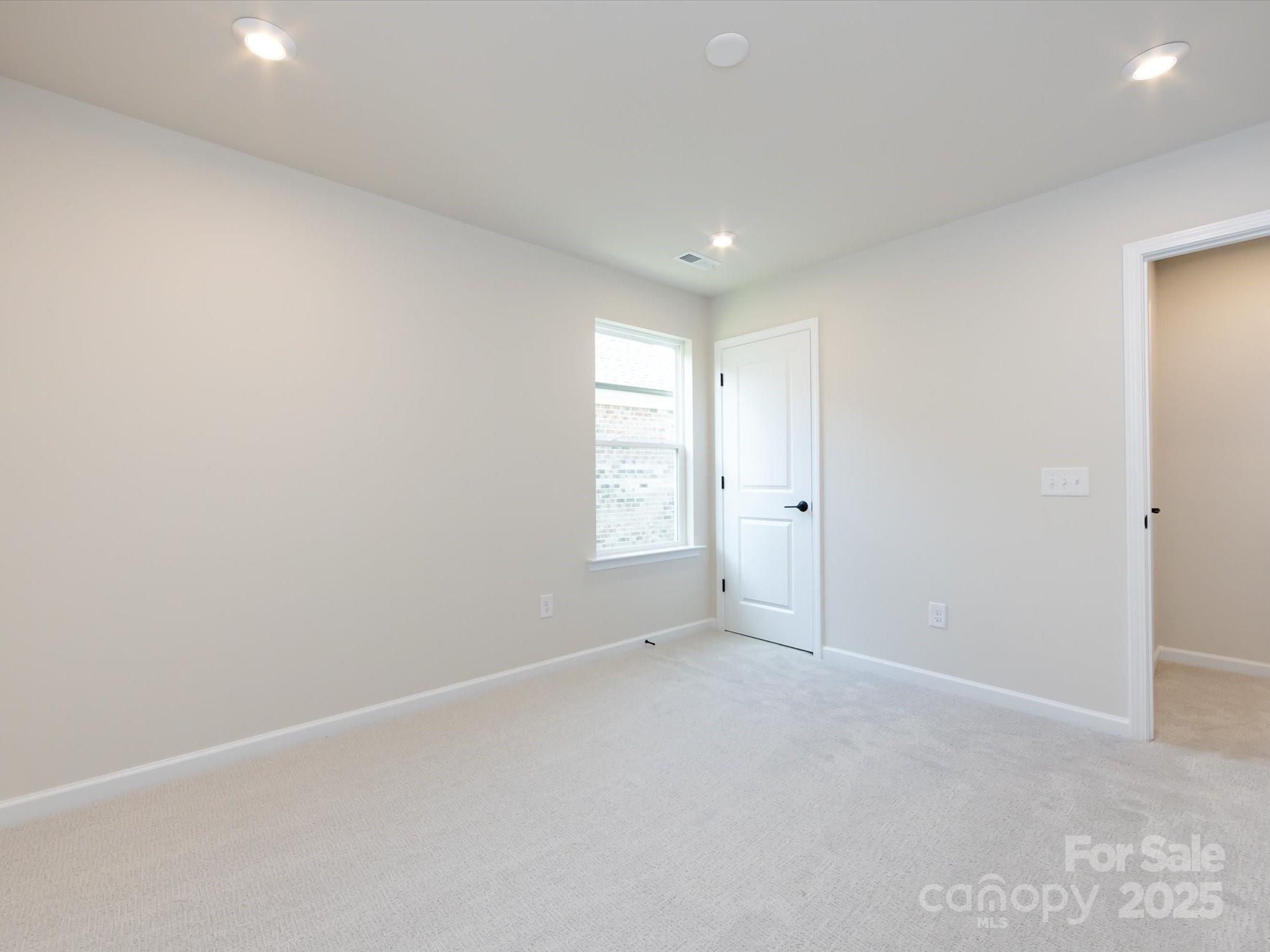 7023 Short Stirrup Lane Property Photo 29