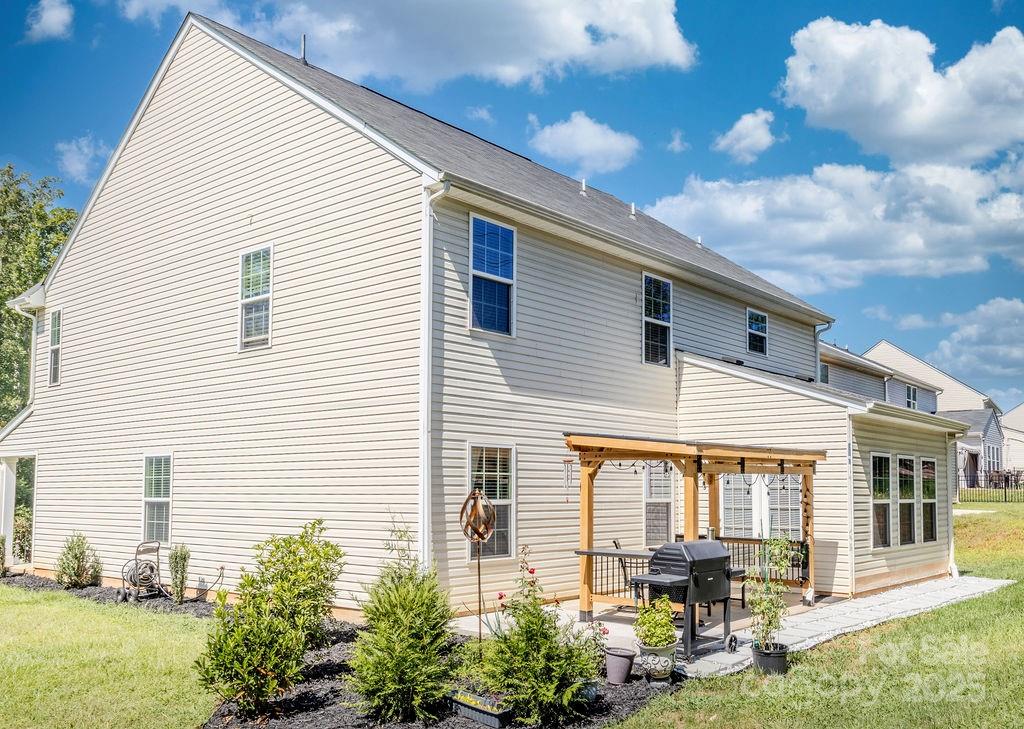 3536 Canyon Live Oak Court Property Photo 2