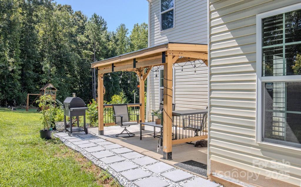 3536 Canyon Live Oak Court Property Photo 4