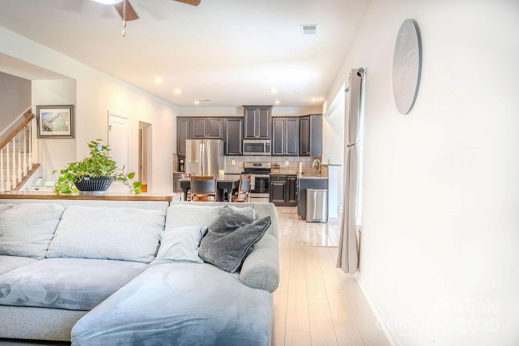 3536 Canyon Live Oak Court Property Photo 7