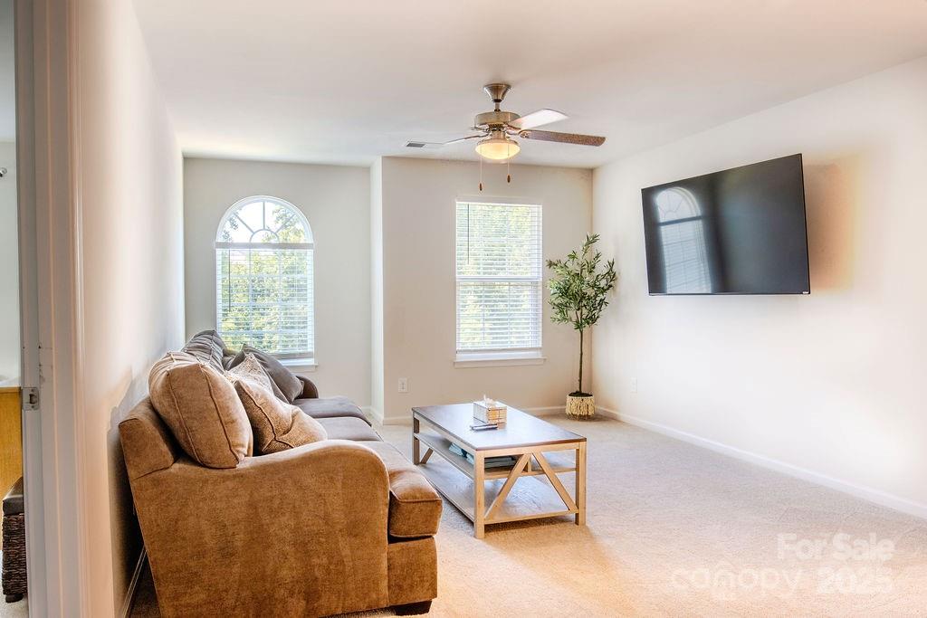 3536 Canyon Live Oak Court Property Photo 24