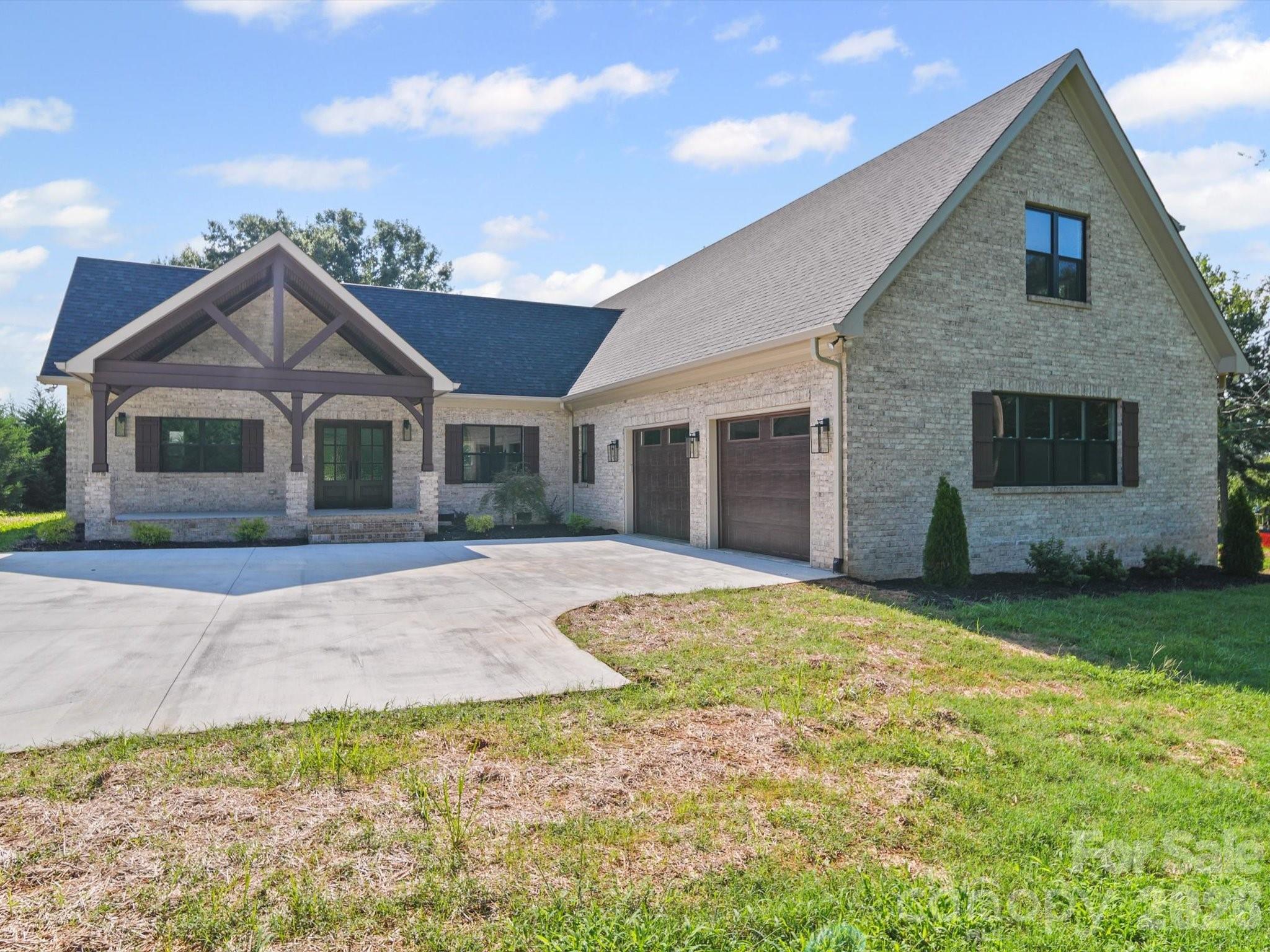 4208 Blanchard Circle Property Photo 3