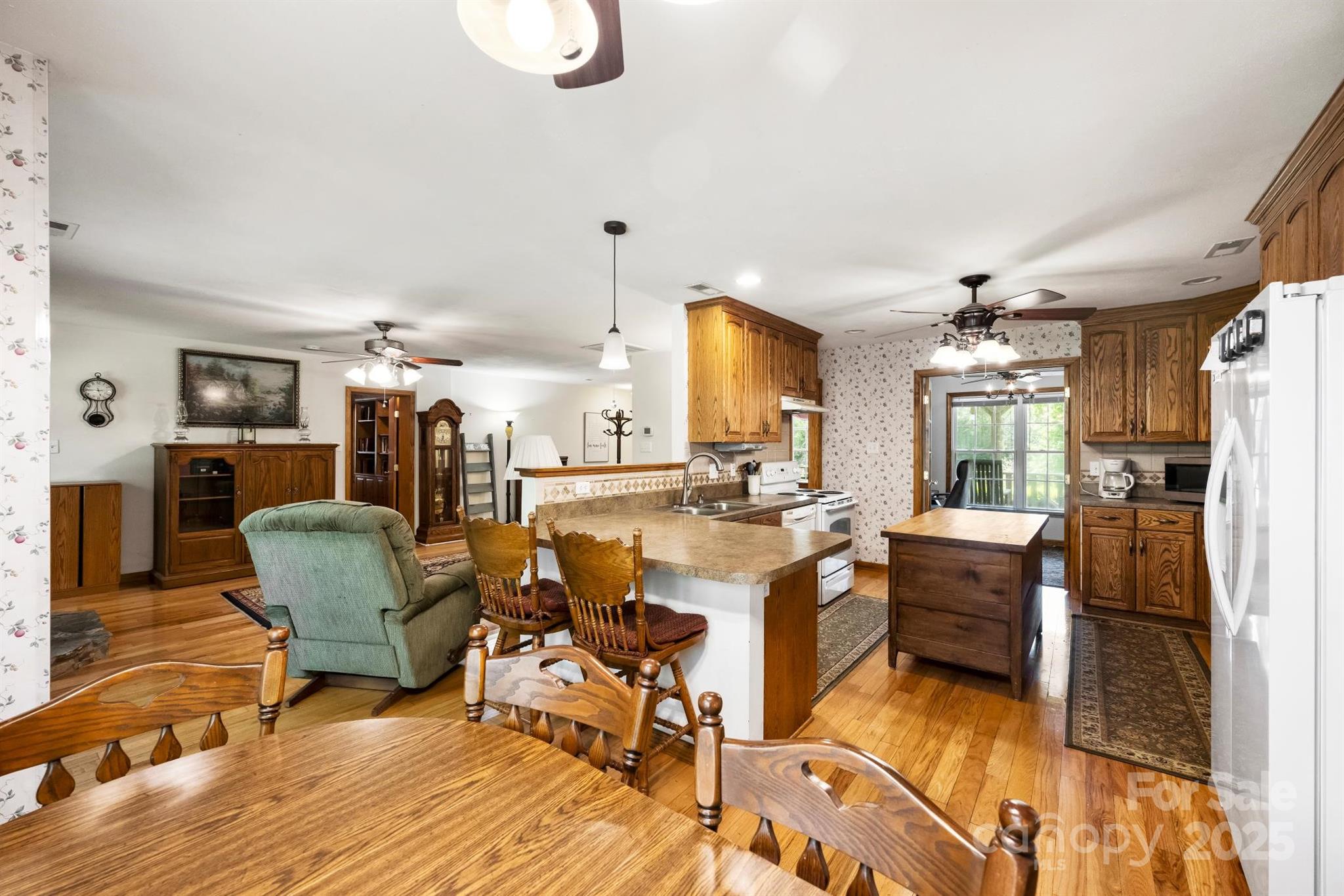 16415 Capps Road Property Photo 8