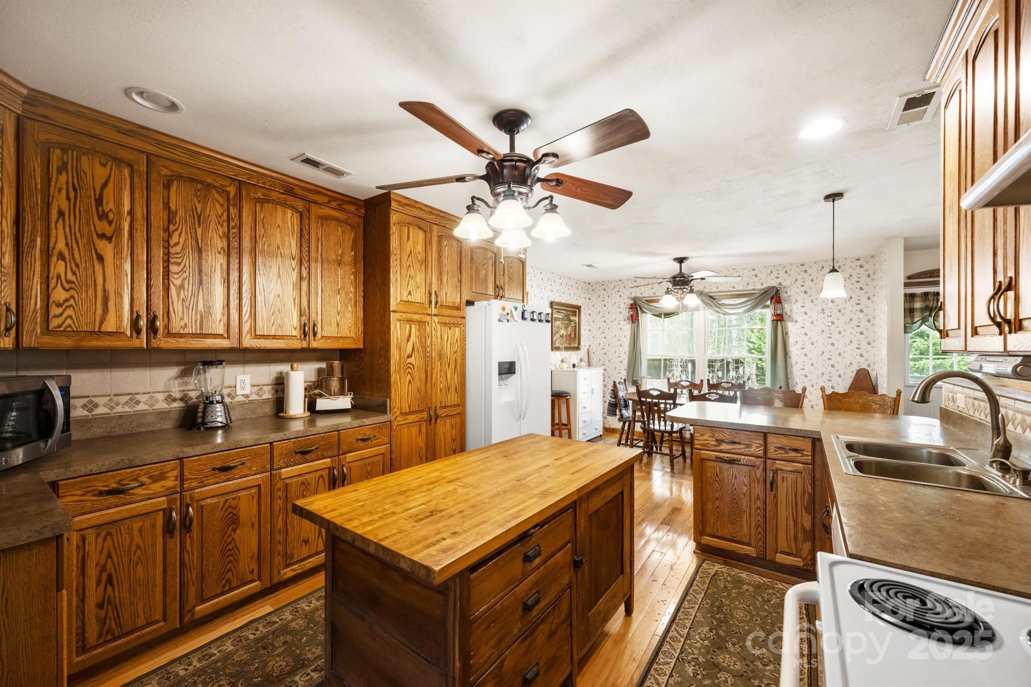 16415 Capps Road Property Photo 11
