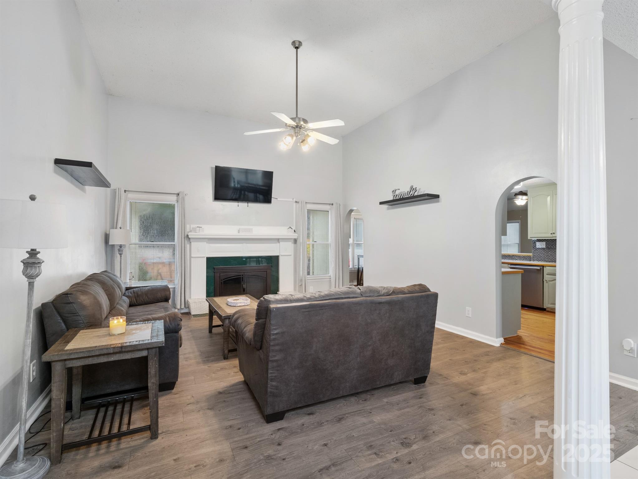 202 Woodridge Drive Property Photo 9