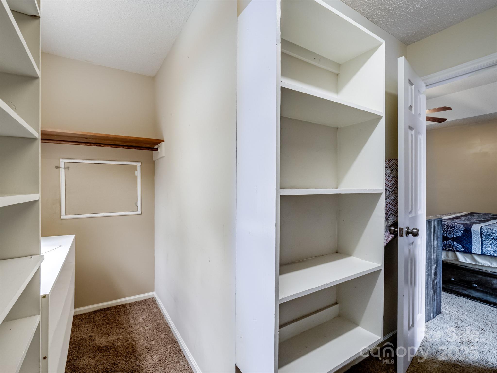 202 Woodridge Drive Property Photo 19