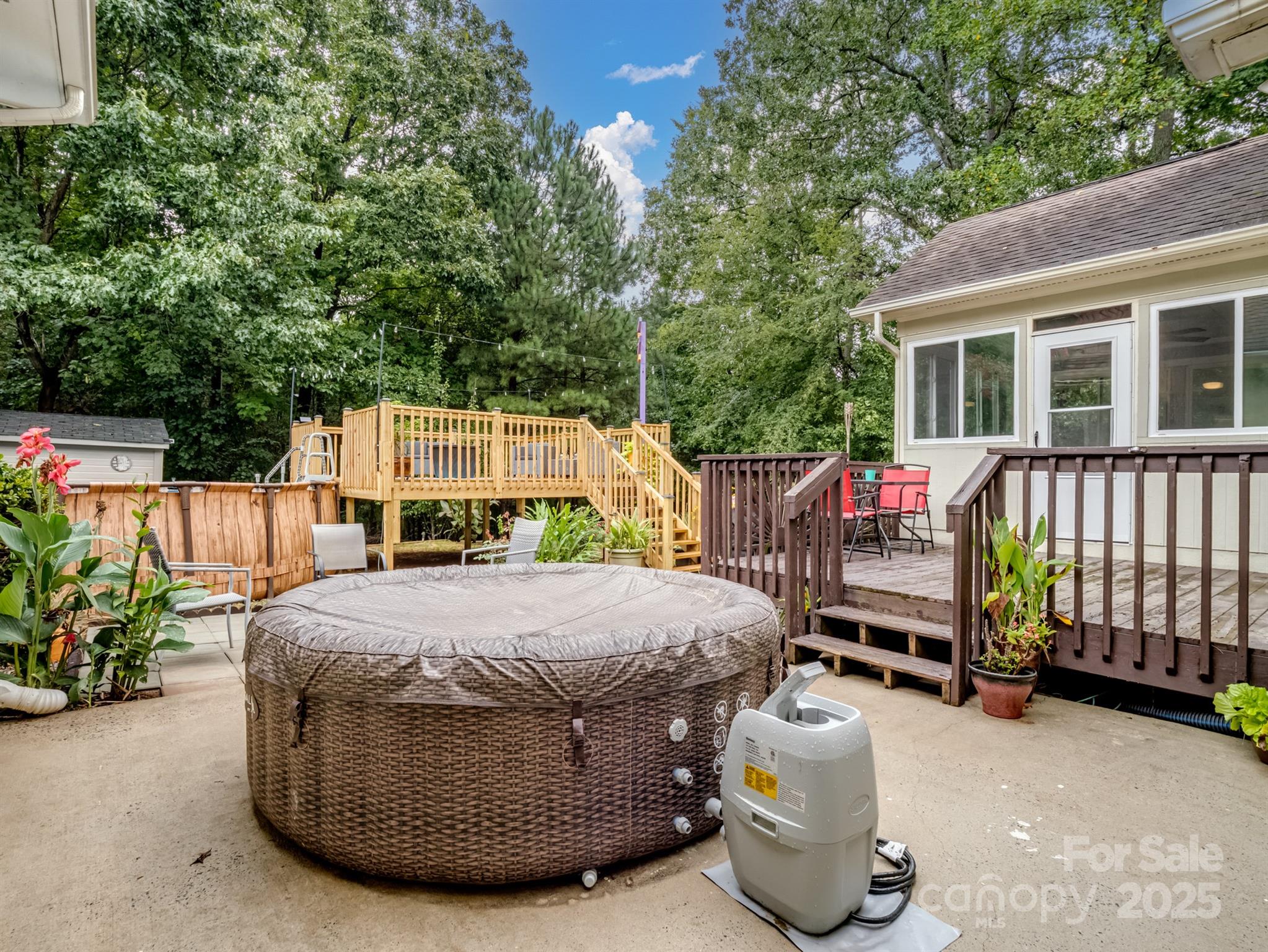 202 Woodridge Drive Property Photo 41