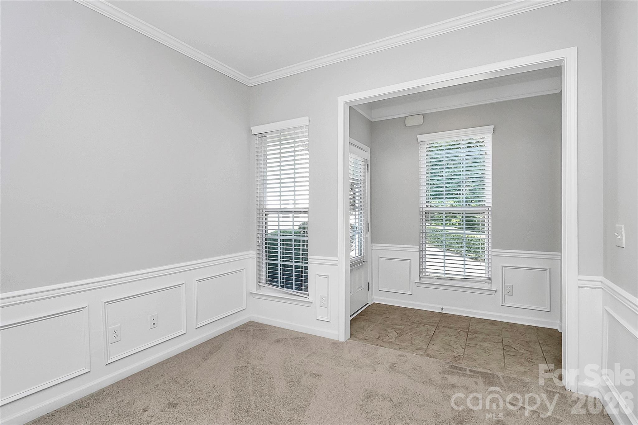 911 Lily Magnolia Court Property Photo 6