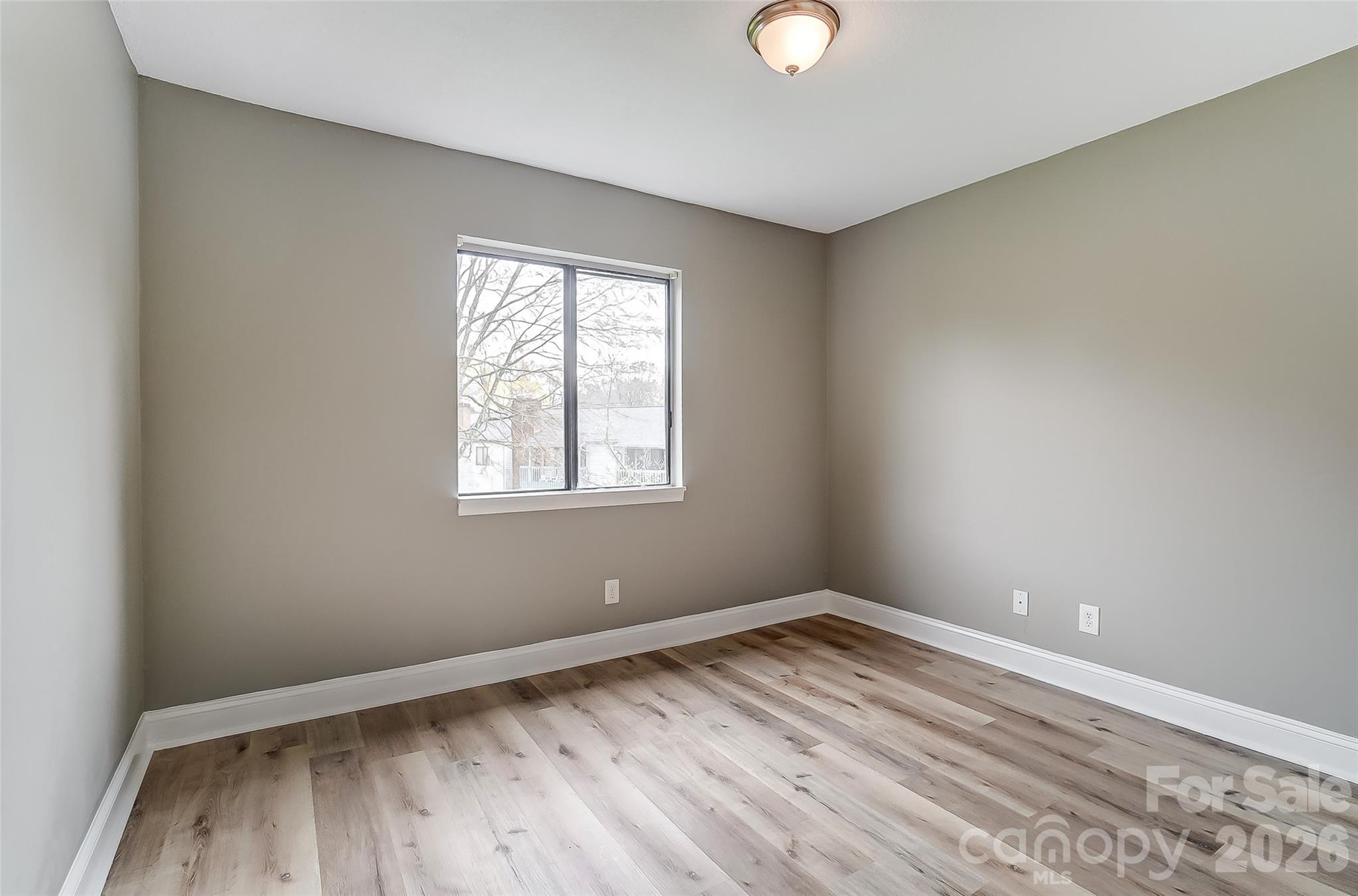 11039 Harrowfield Road Property Photo 16