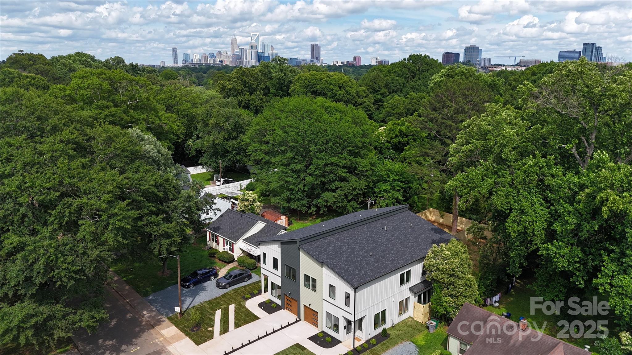 2729 Cowles Road Property Photo 2