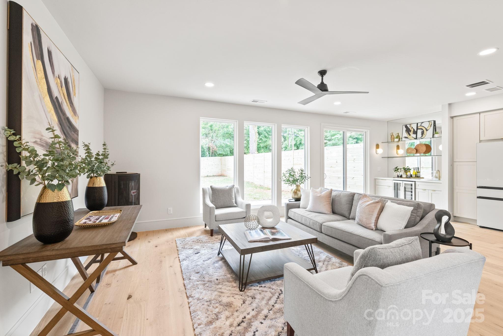 2729 Cowles Road Property Photo 12