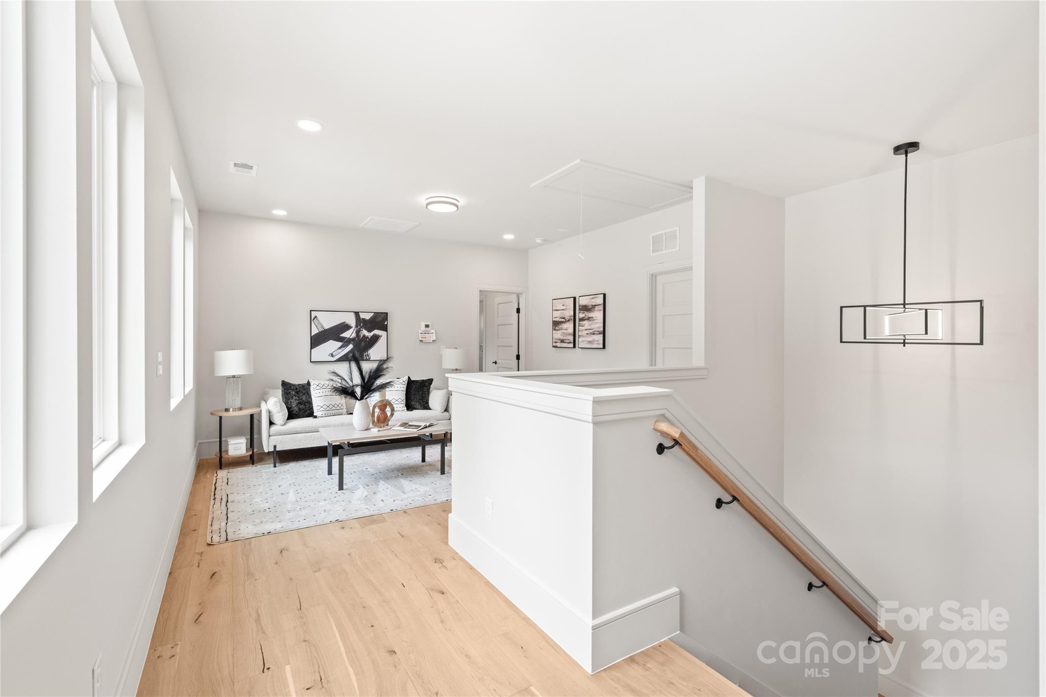 2729 Cowles Road Property Photo 19