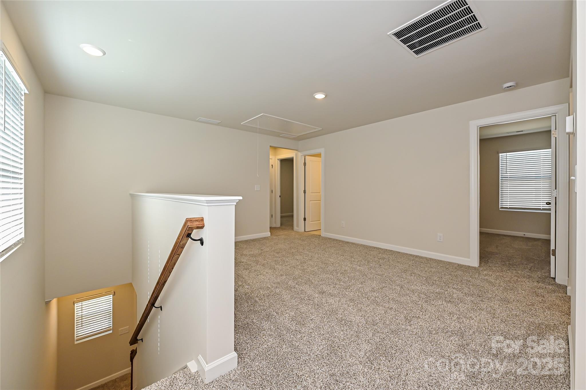219 Alden Court Property Photo 5