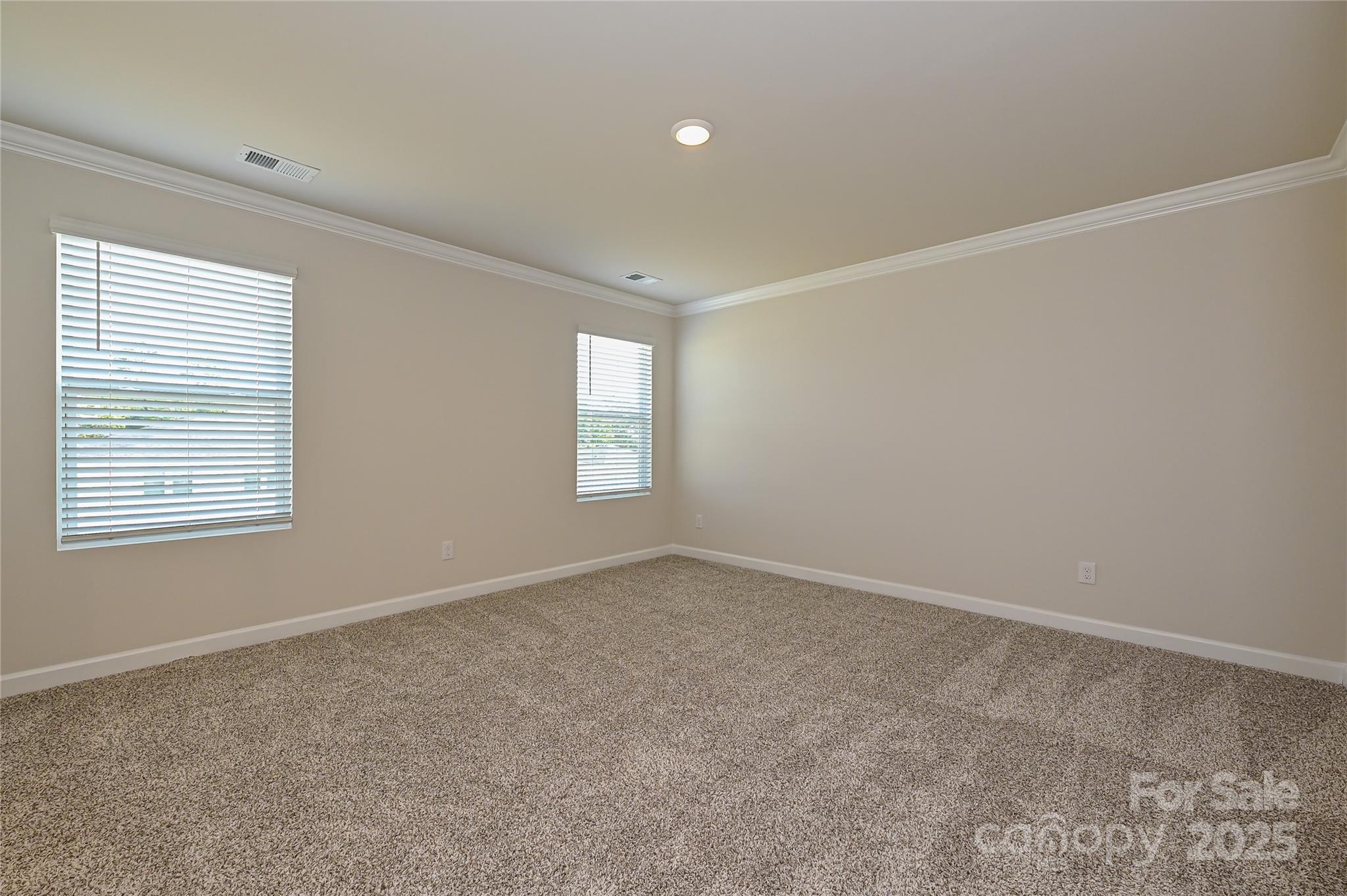219 Alden Court Property Photo 6