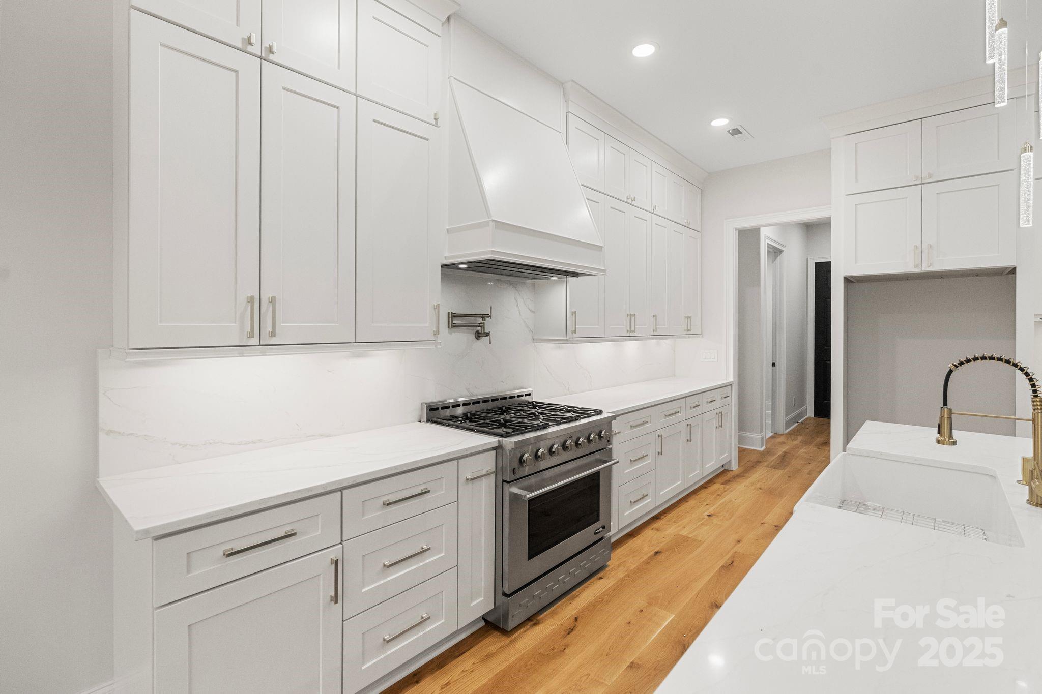 3204 Chancellor Lane Property Photo 9