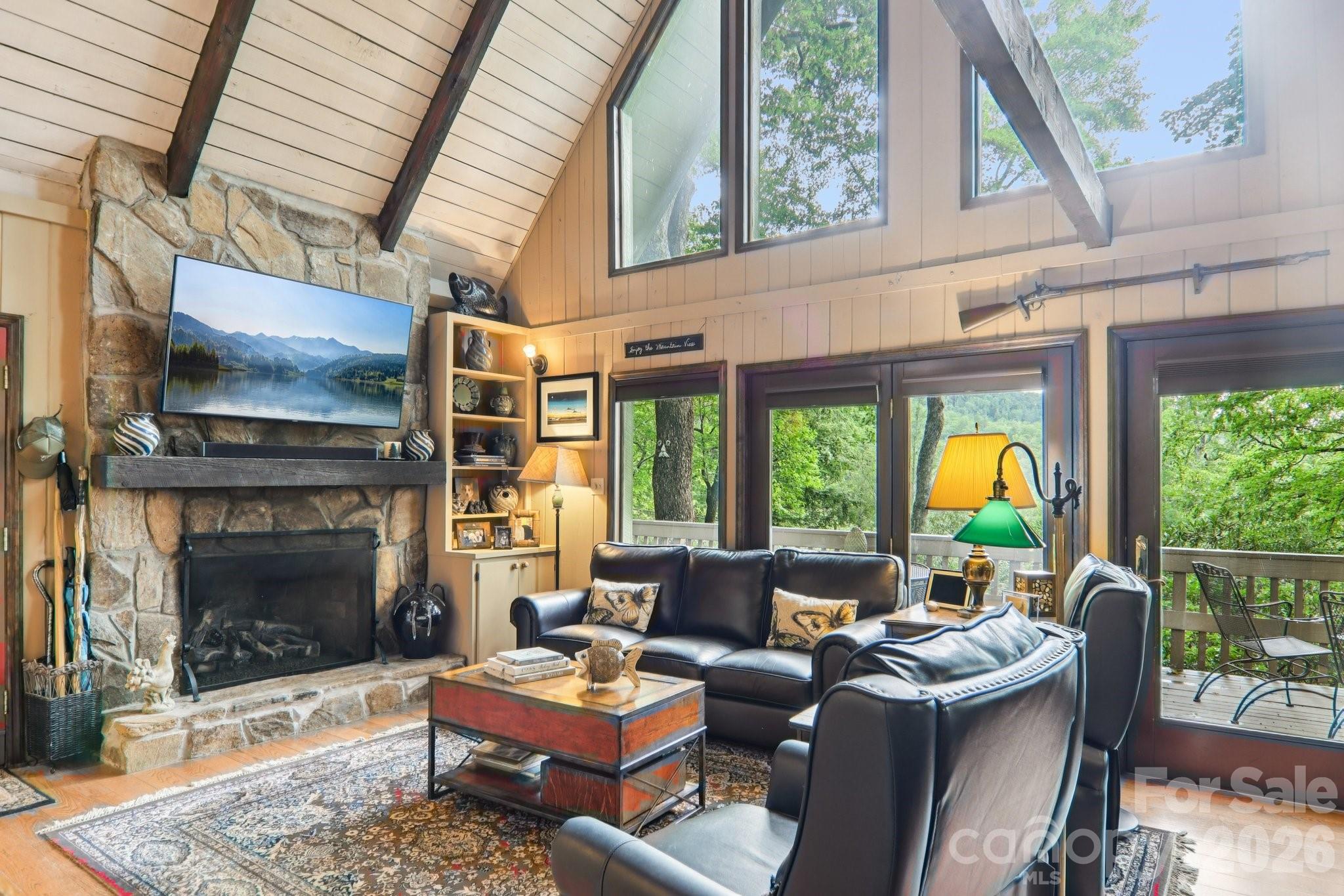 19 High Terrain Drive Property Photo 7
