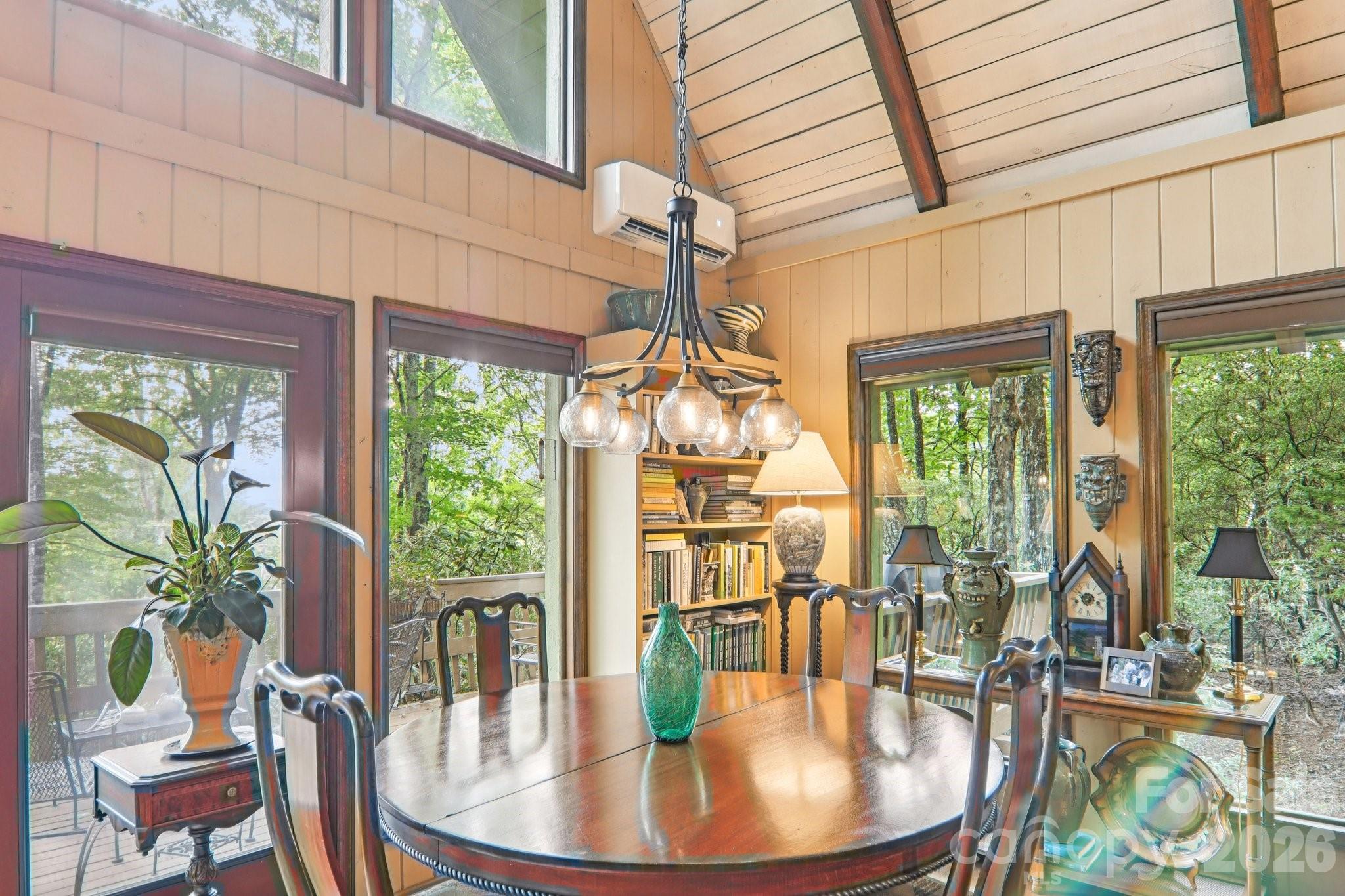 19 High Terrain Drive Property Photo 10