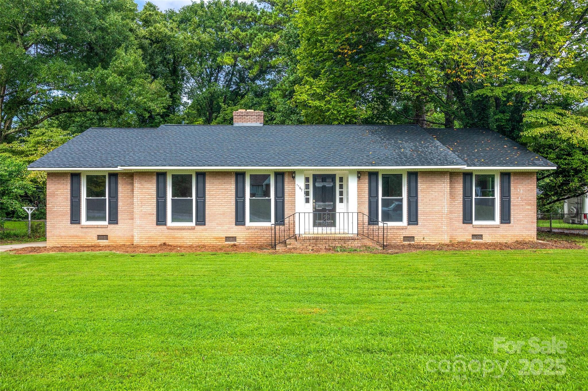 1167 India Hook Road Property Photo 1