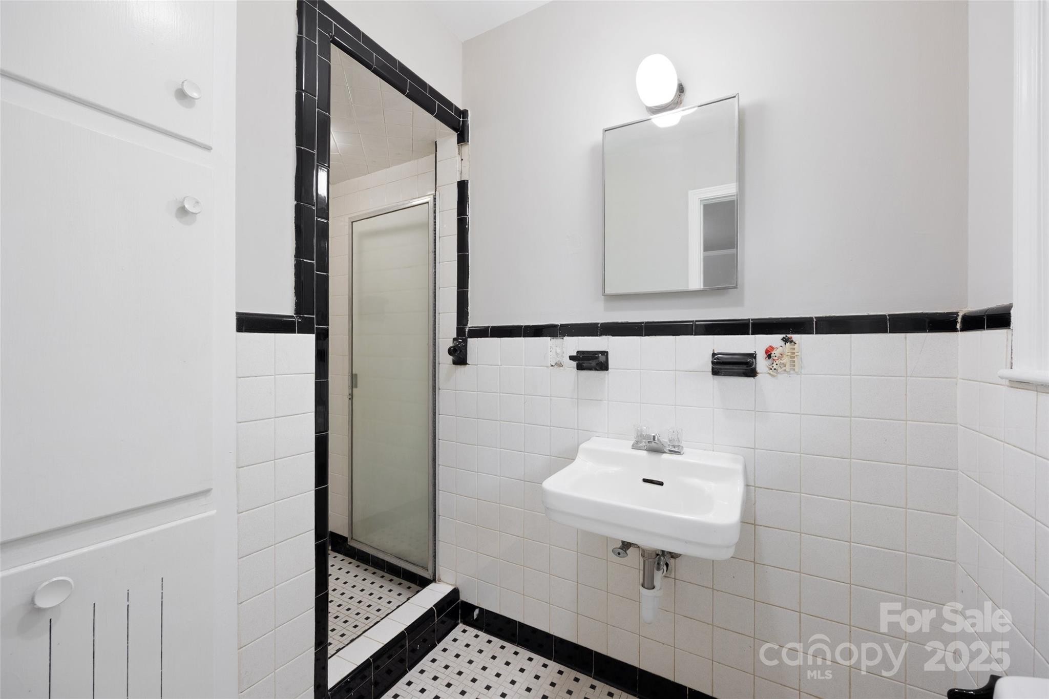 1167 India Hook Road Property Photo 13