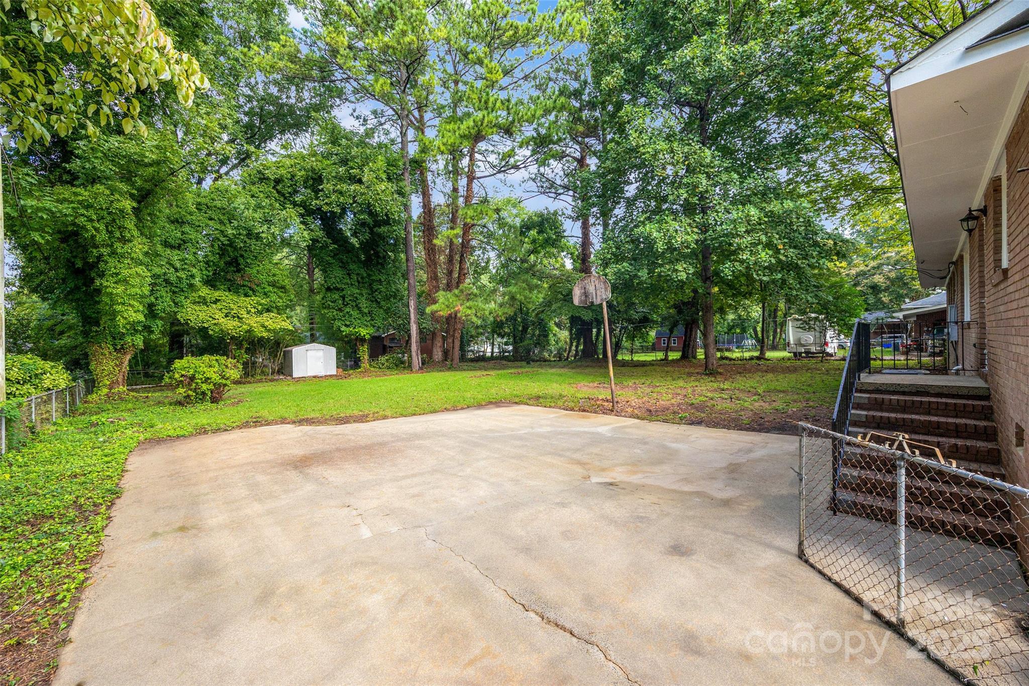 1167 India Hook Road Property Photo 19